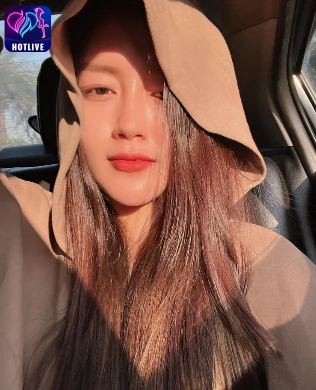 Đặng Thanh Ngân-hotlive 
